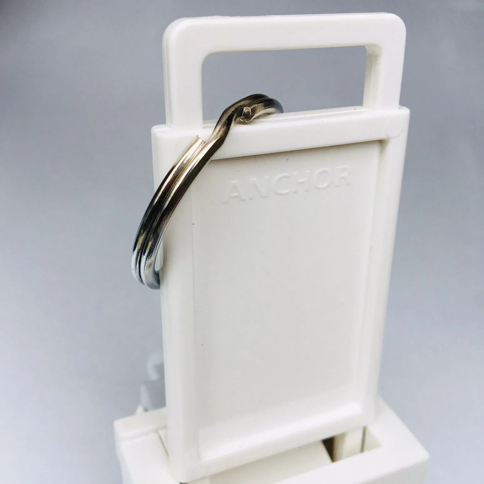 Anchor Penta Modular 32 A DP Switch with Keytag 2 Module - 1 Pc