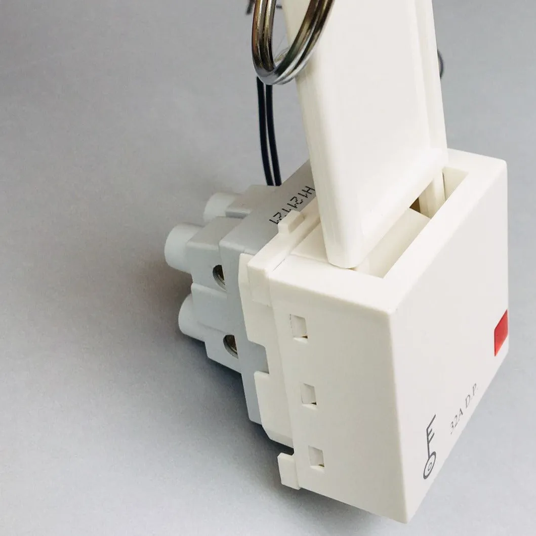 Anchor Penta Modular 32 A DP Switch with Keytag 2 Module - 1 Pc