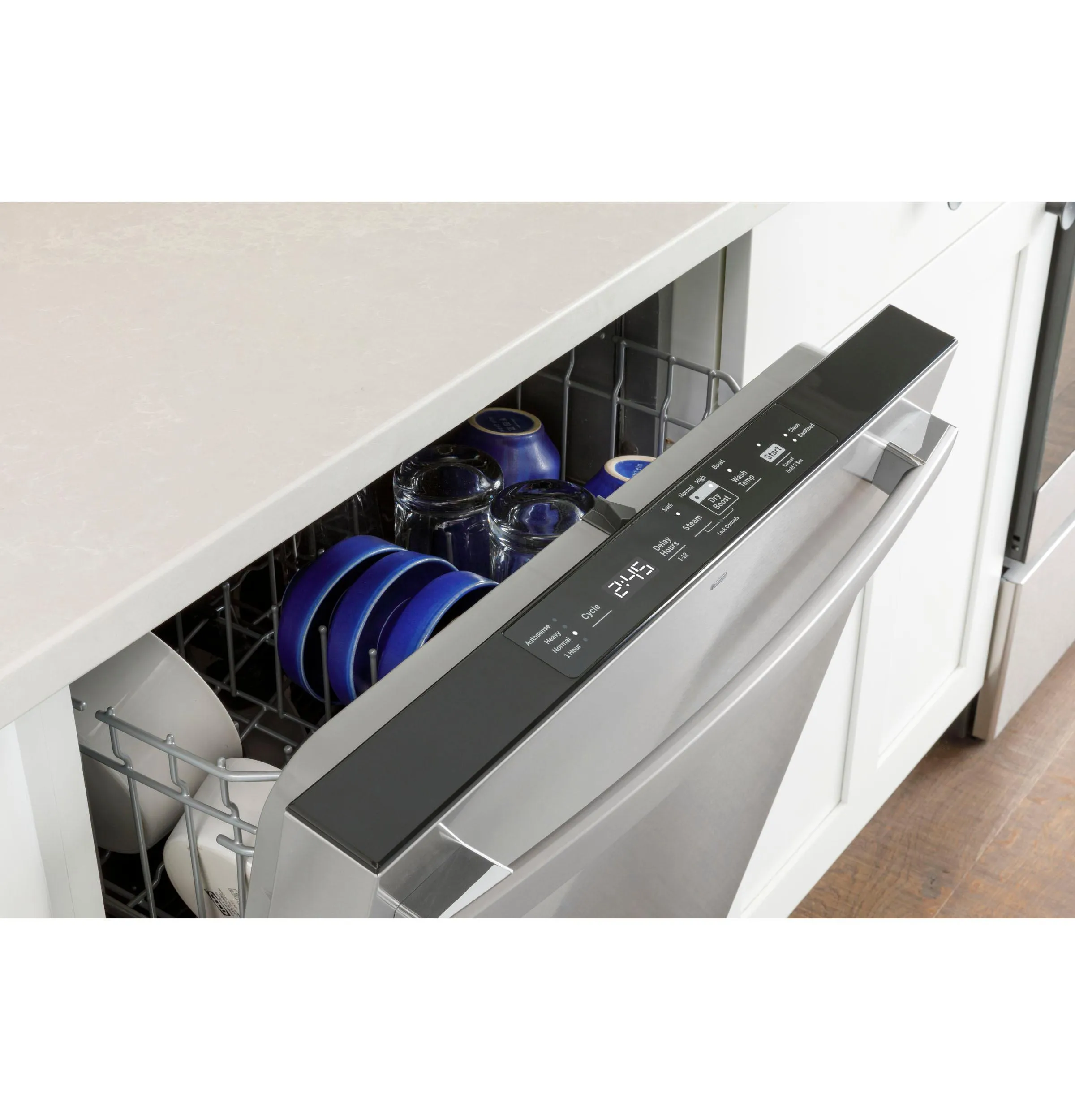 GDT550PYRFS GE® ENERGY STAR® Top Control with Plastic Interior Dishwasher with Sanitize Cycle & Dry Boost