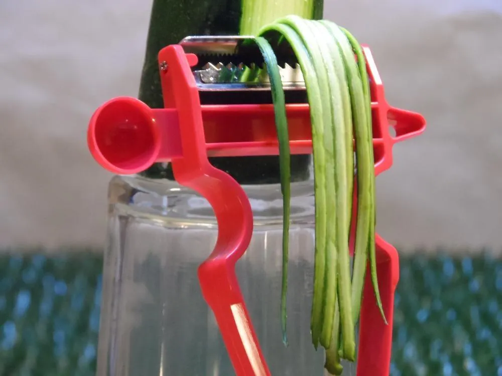 Magic Trio Peeler - Free