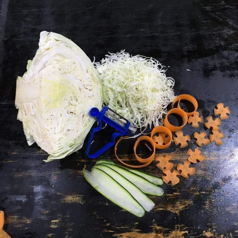 Set of 3 different Peeler