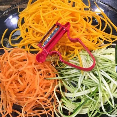 Set of 3 different Peeler