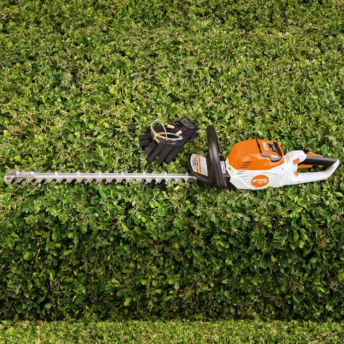 STIHL HSA 60 Battery Hedge Trimmer